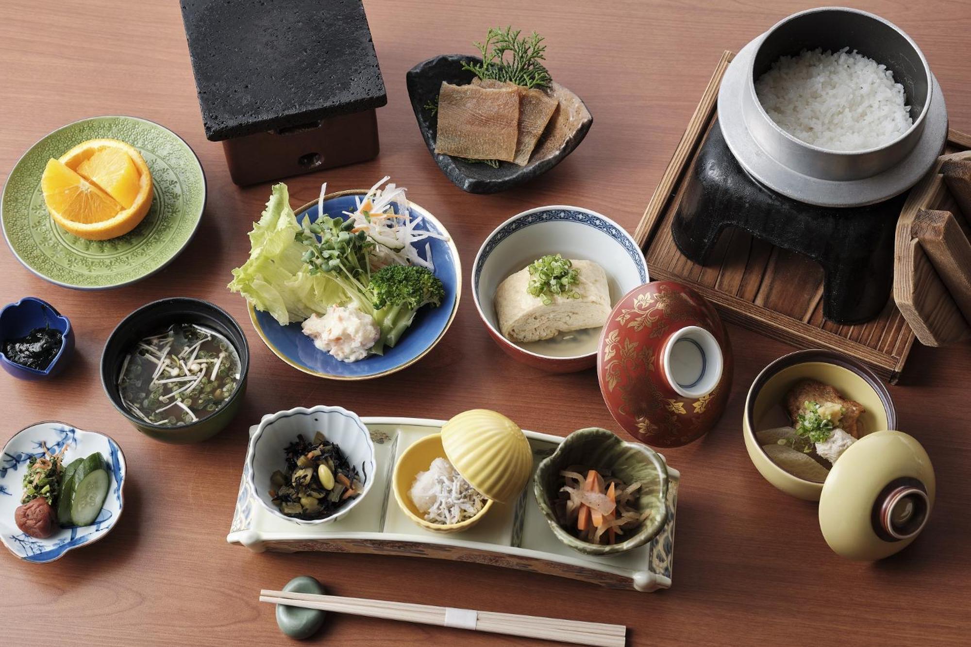 Manseiro Hotel Nachikatsuura Bagian luar foto